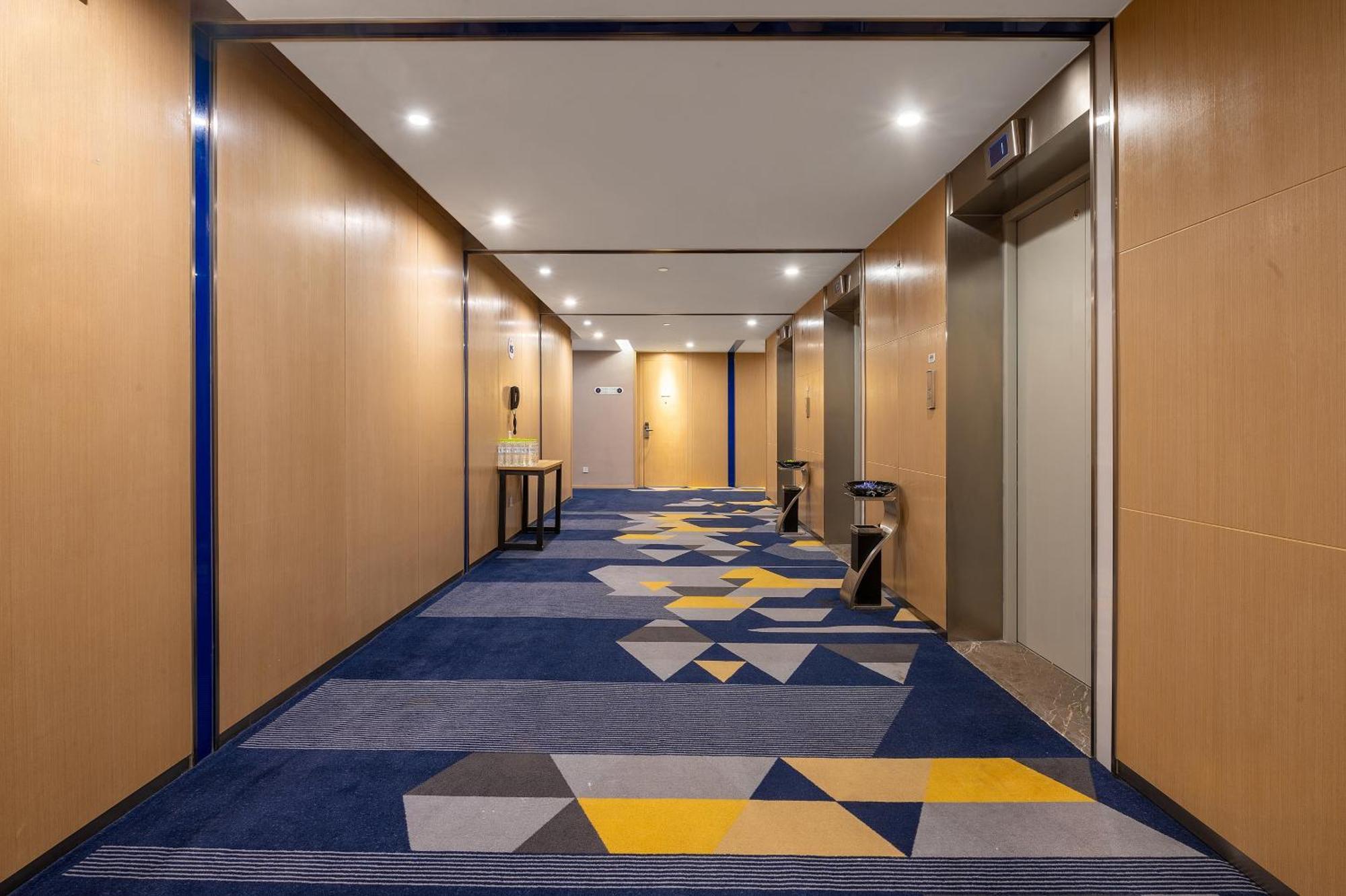 Holiday Inn Express - Qingdao West Coast By Ihg Exterior foto